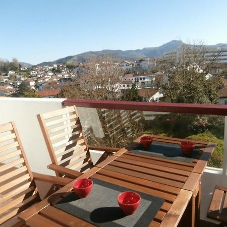 Joli Studio En Centre-Ville Avec Parking, Animaux Admis - Fr-1-2-304 Hendaye Kültér fotó